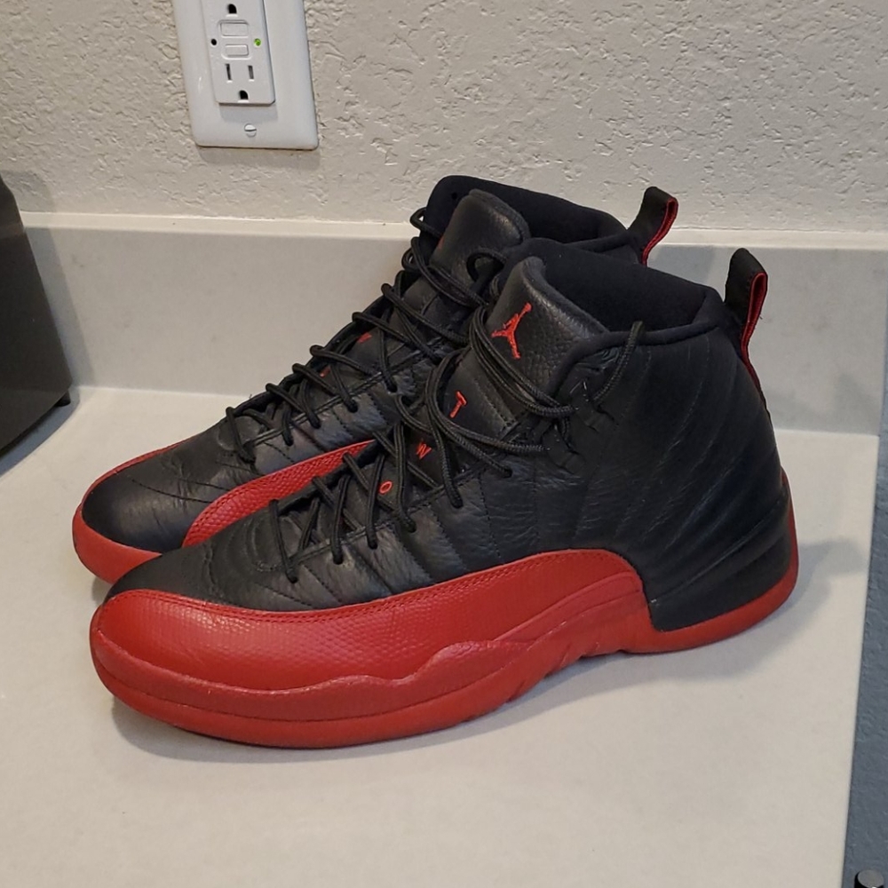 Nike Air Jordan XII Retro
